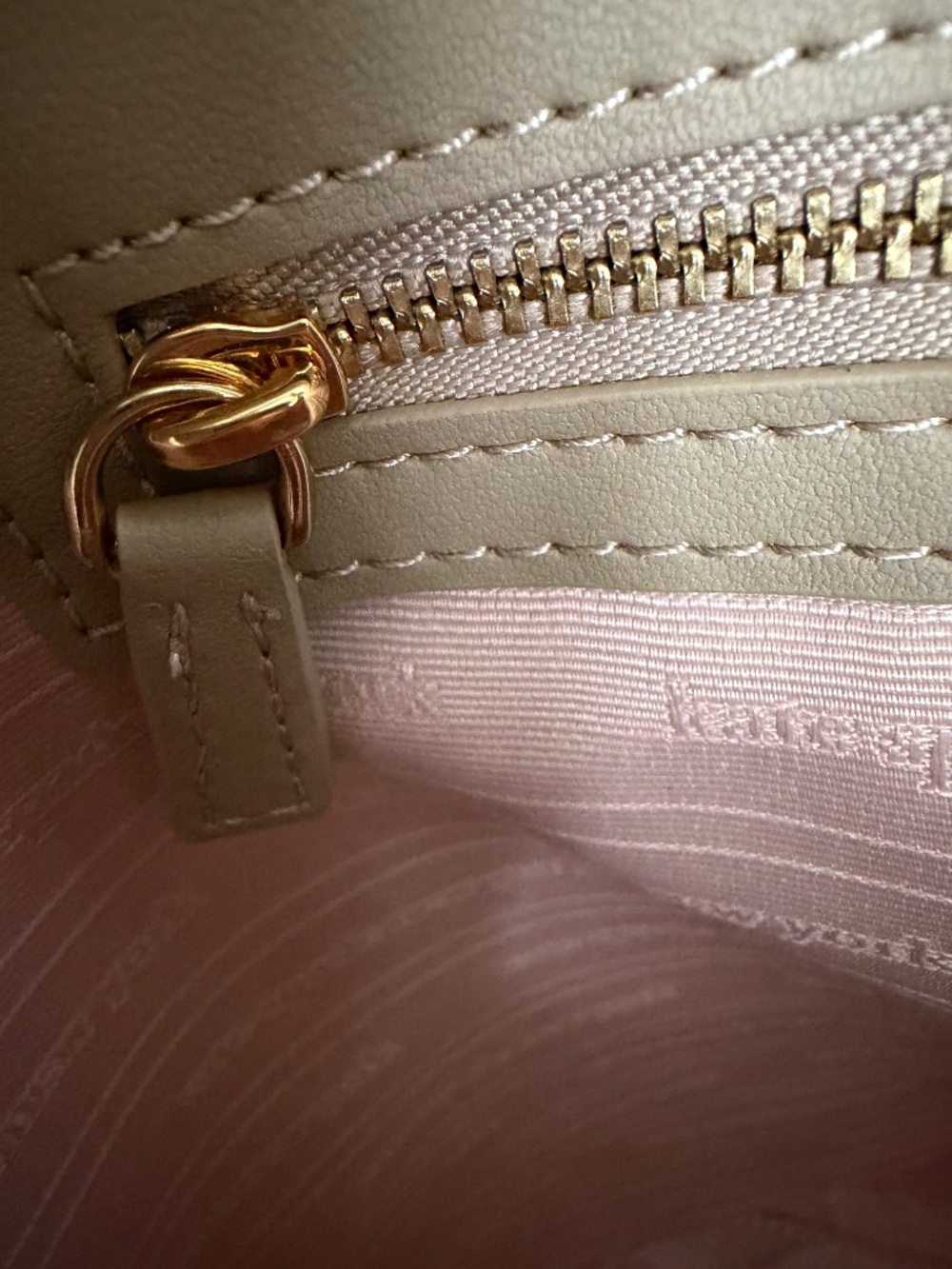 Kate Spade Dakota Smooth Leather Tote – Timeless Taupe | Excellent Condition - Picture 9 of 15